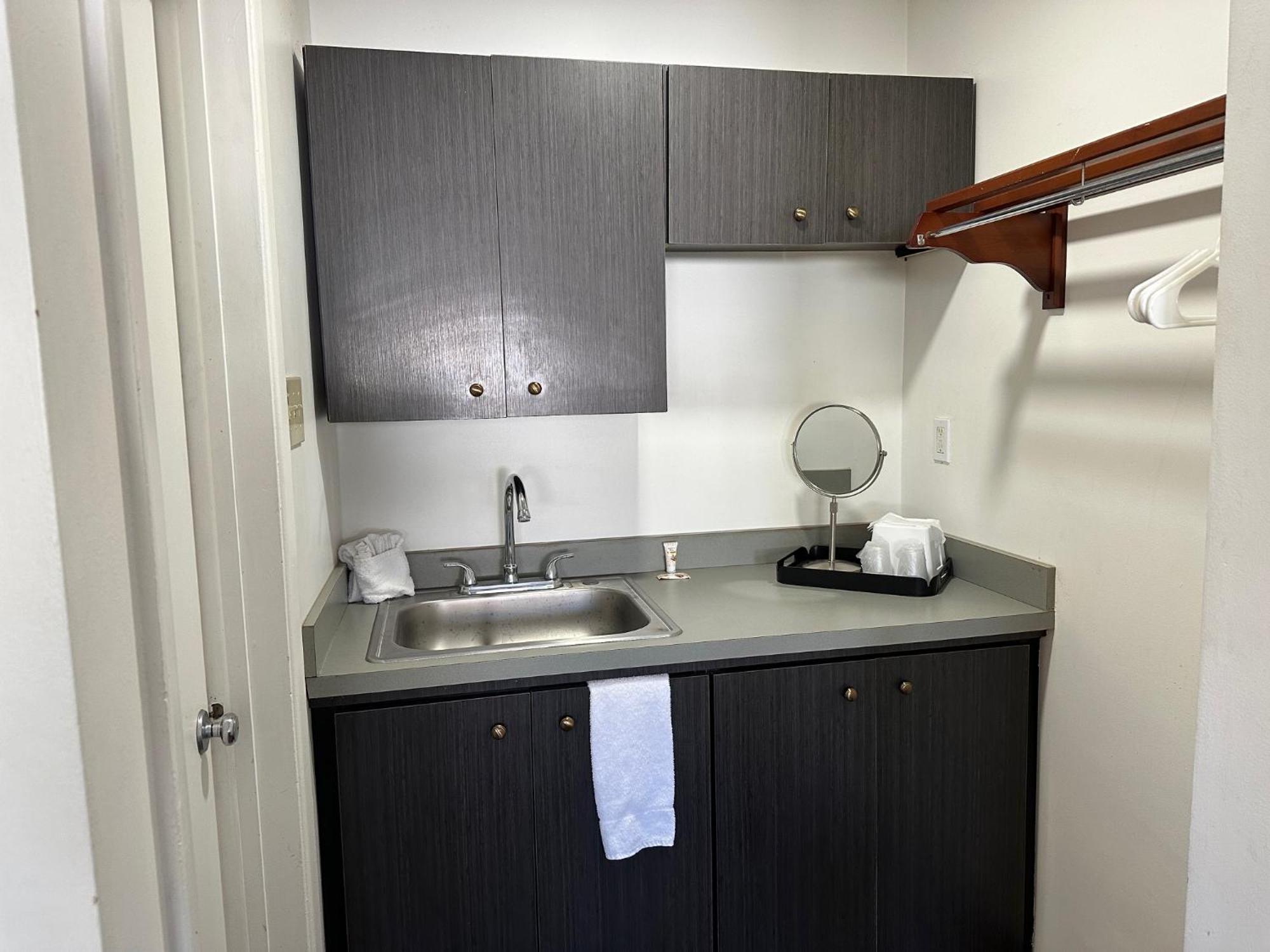Desert Sands Inn & Suites Albuquerque Extérieur photo