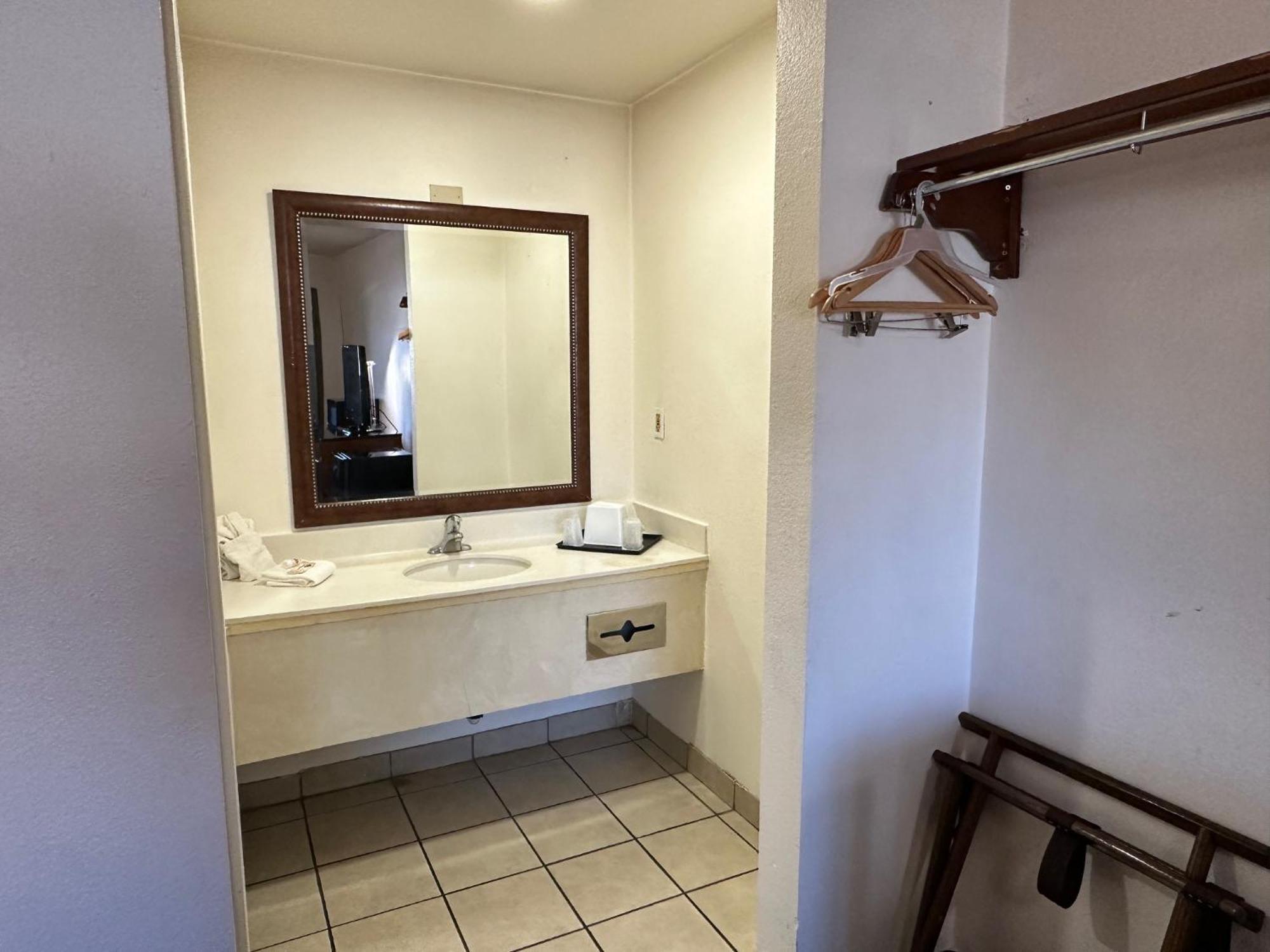 Desert Sands Inn & Suites Albuquerque Extérieur photo