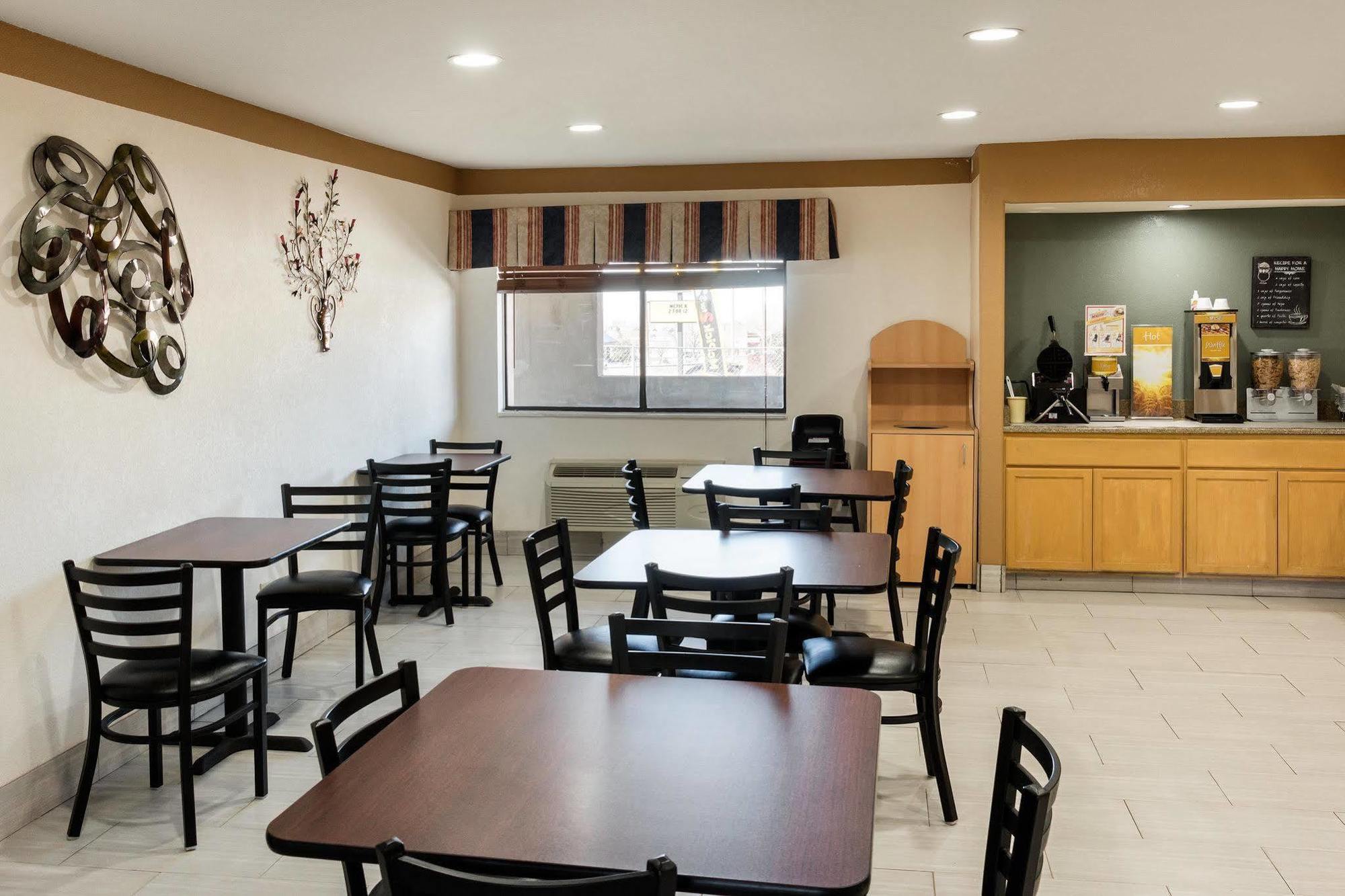 Desert Sands Inn & Suites Albuquerque Extérieur photo